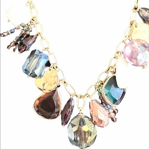 Eye Catching Crystal Multicolor Necklace - Picture 3 of 4
